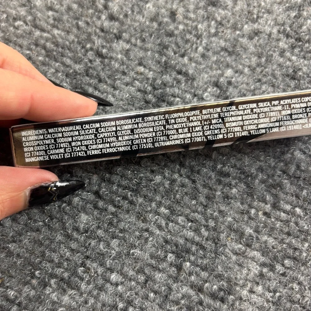 MAC Cosmetics NIB Dazzle Liner Liquid Eyeliner color: Statuesque - Picture 5 of 5